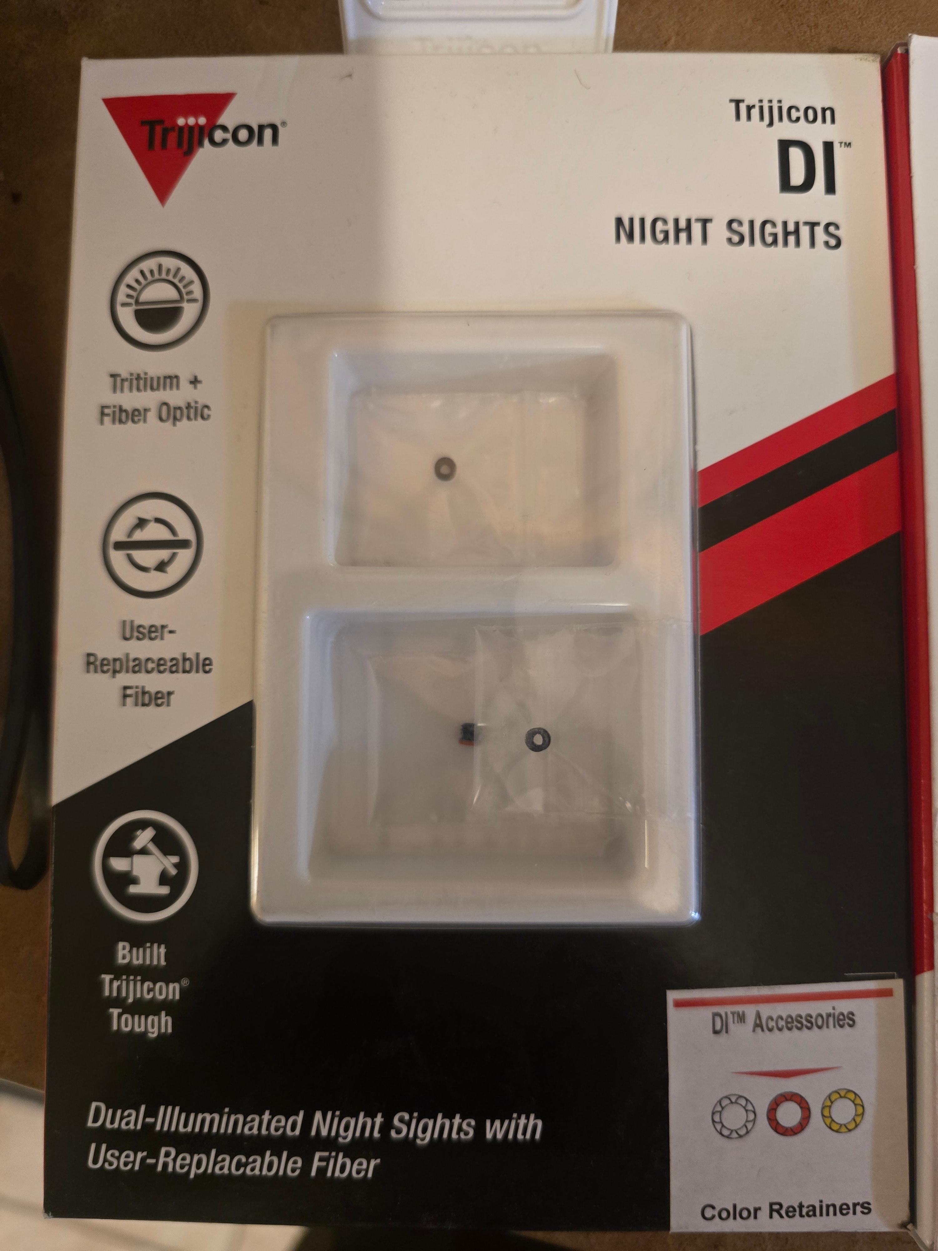 Photo of Trijicon D1 night sights