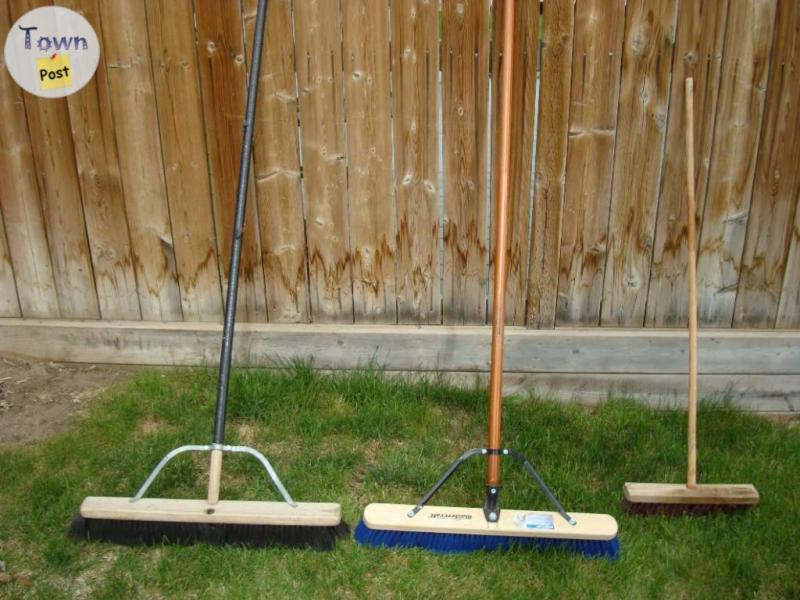 Photo of Shop Brooms