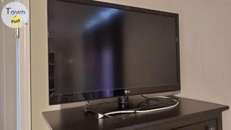 Photo of LG TV with stand